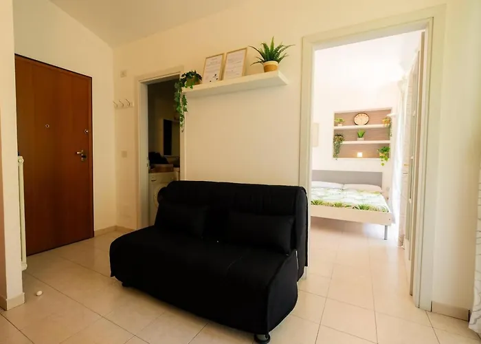 Porta Nuova Jungle House *