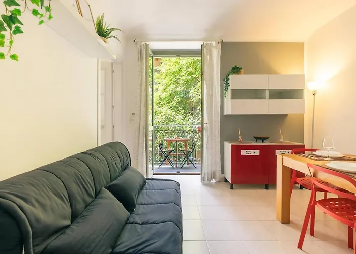 Porta Nuova Jungle House *