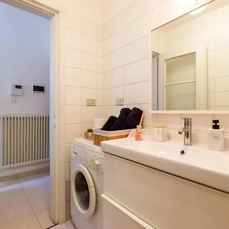 Porta Nuova Jungle House Apartamento *