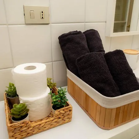 Porta Nuova Jungle House *